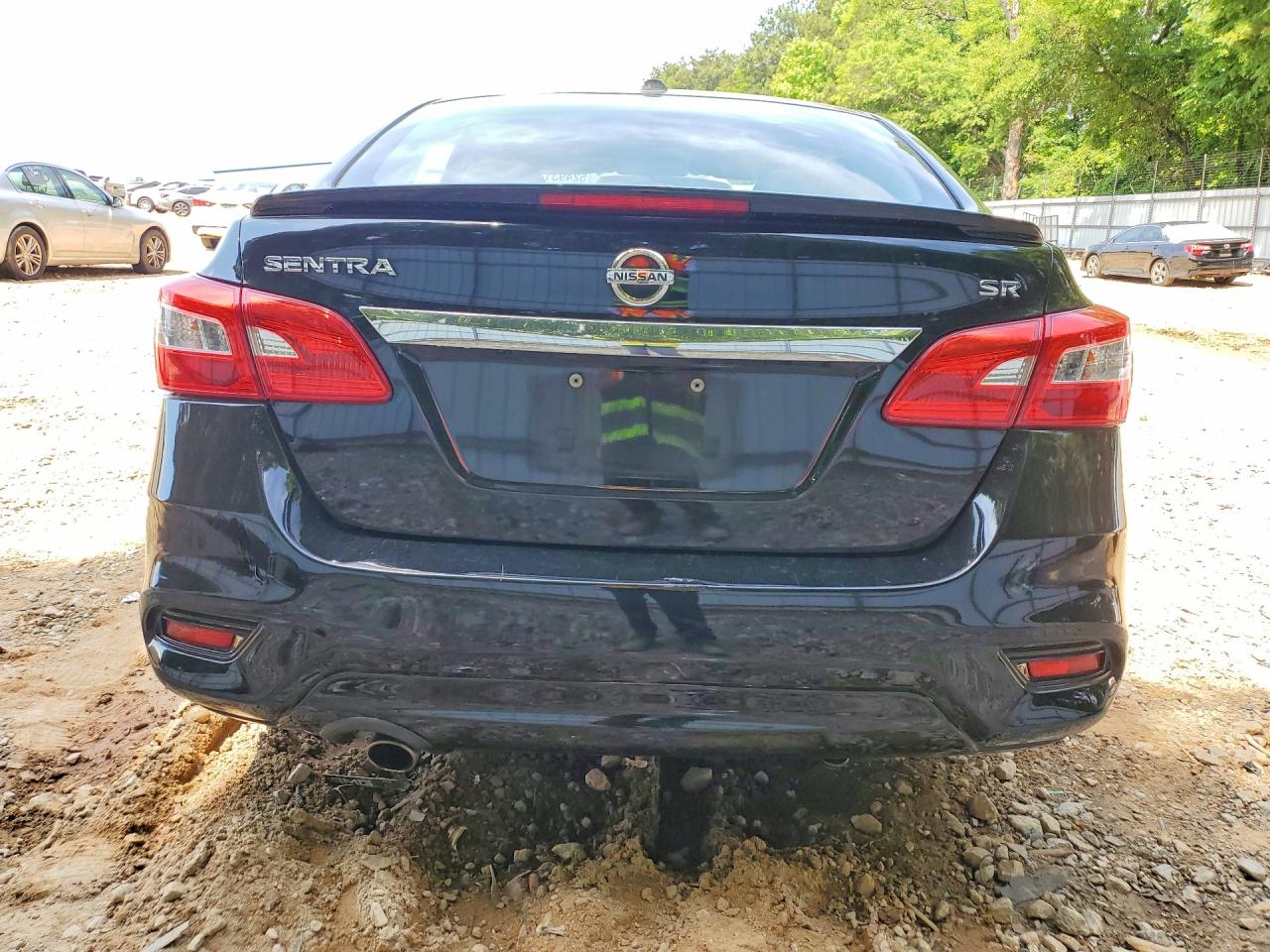 2018 NISSAN SENTRA S photo 11