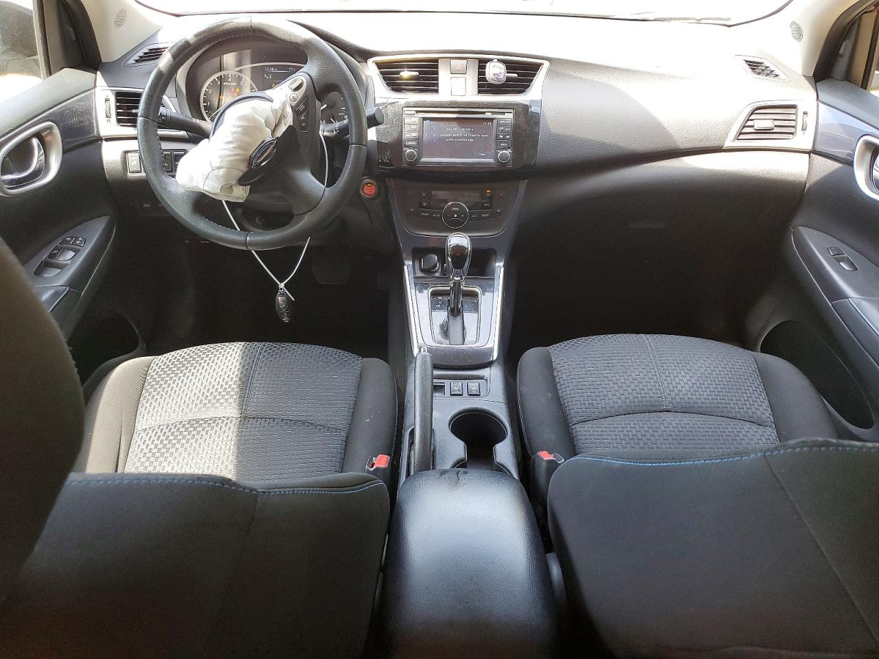 2018 NISSAN SENTRA S photo 15