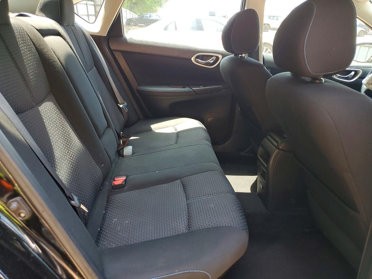 2018 NISSAN SENTRA S photo 19