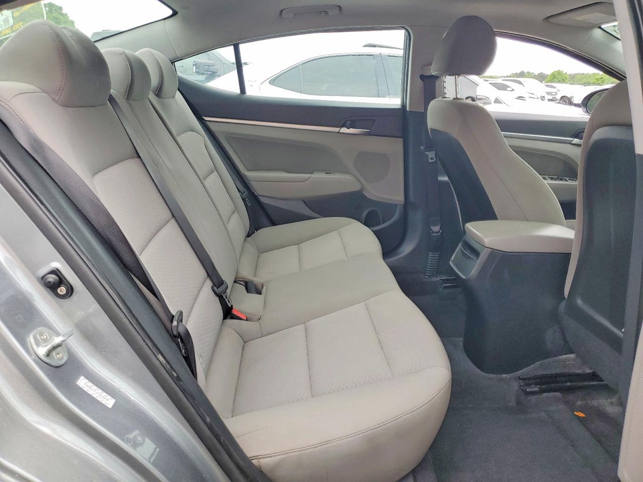 2019 HYUNDAI ELANTRA VALUE EDITION photo 28
