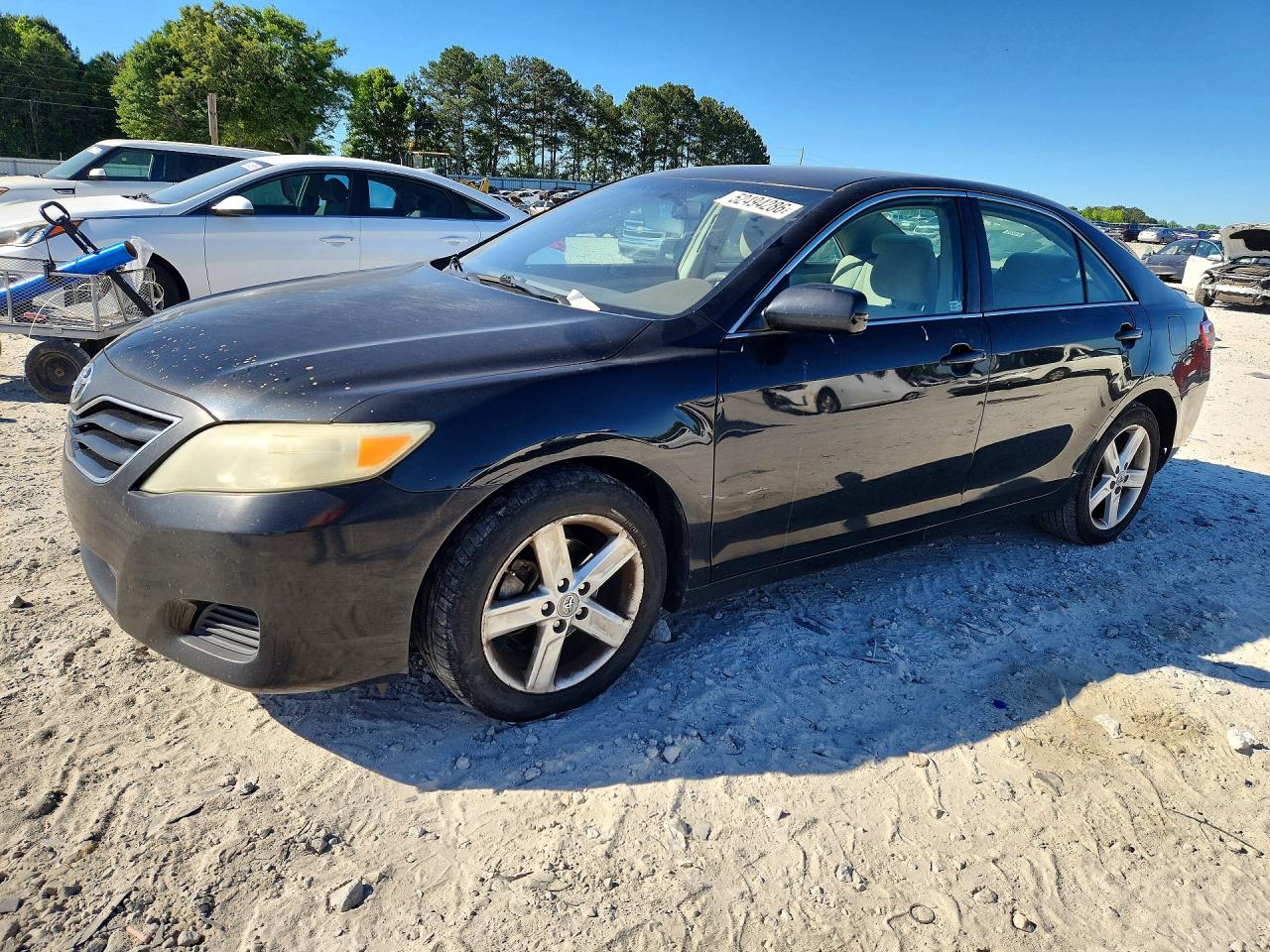 2011 TOYOTA CAMRY