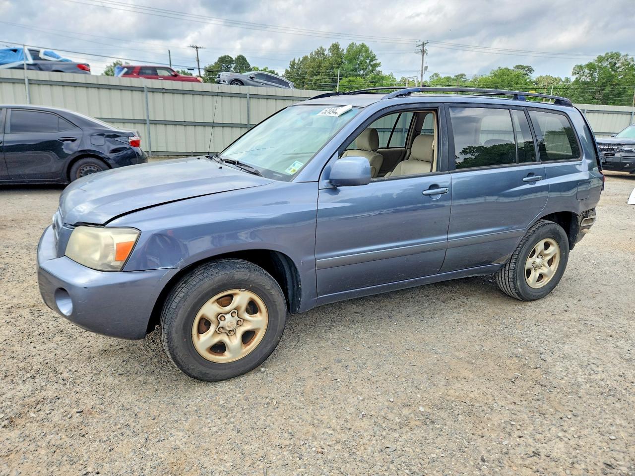 2004 TOYOTA HIGHLANDER