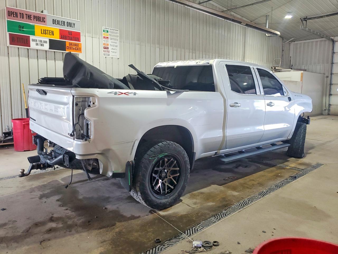 2020 CHEVROLET SILVERADO K1500 LT photo 5