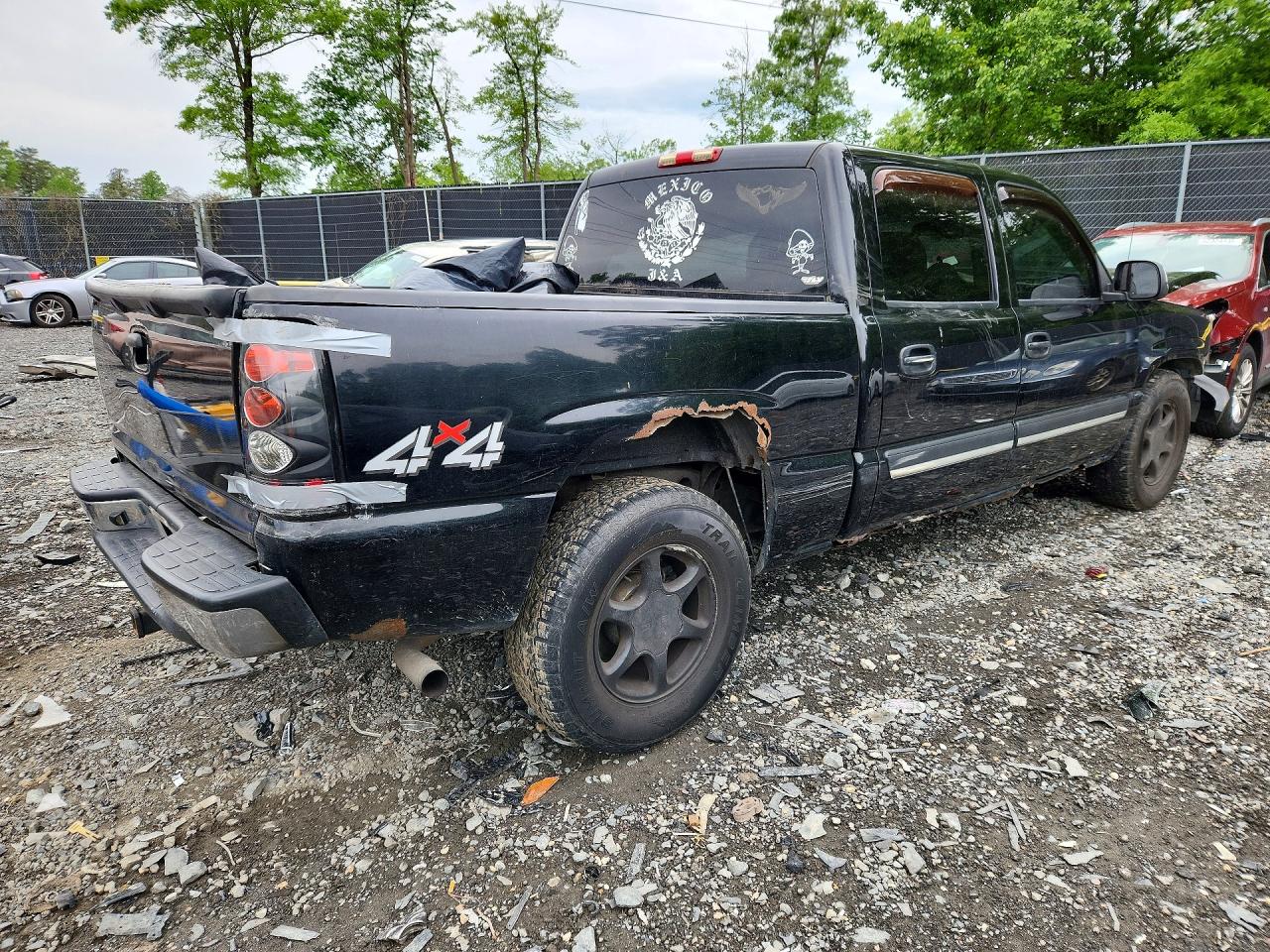 2004 CHEVROLET SILVERADO K1500 photo 5