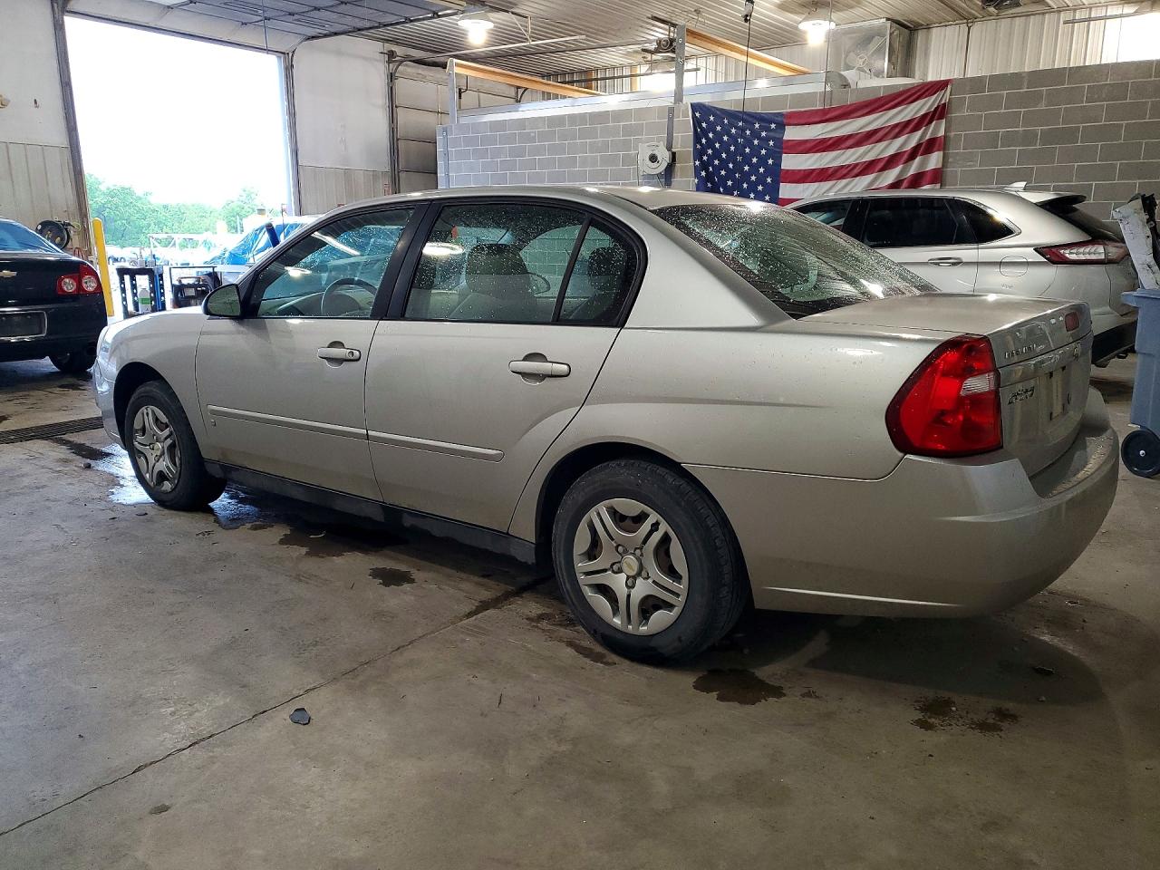 2007 CHEVROLET MALIBU LS photo 4