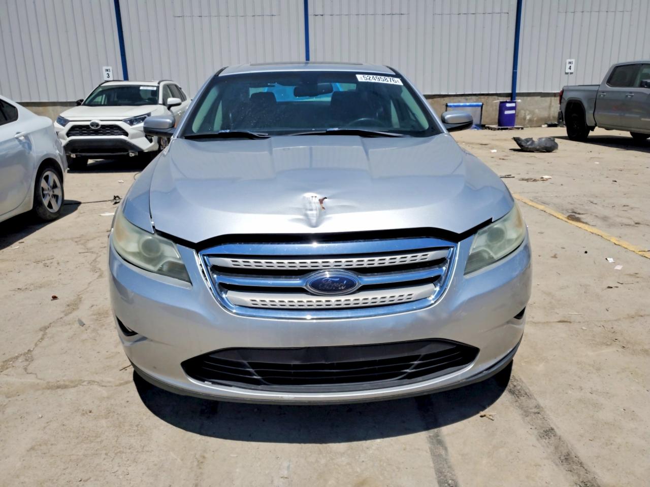 2010 FORD TAURUS SEL photo 9