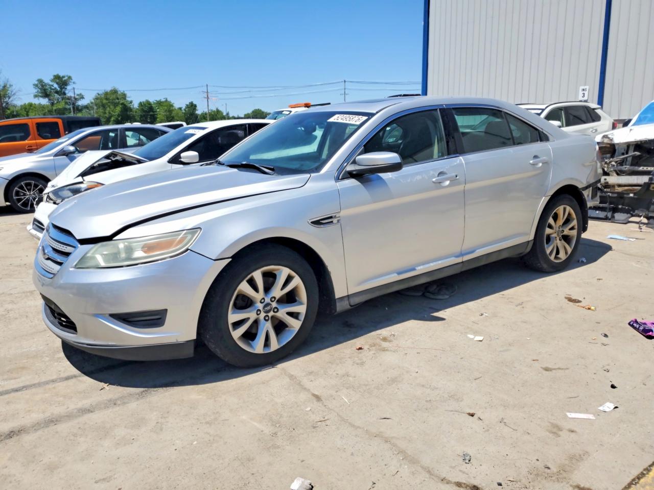 2010 FORD TAURUS