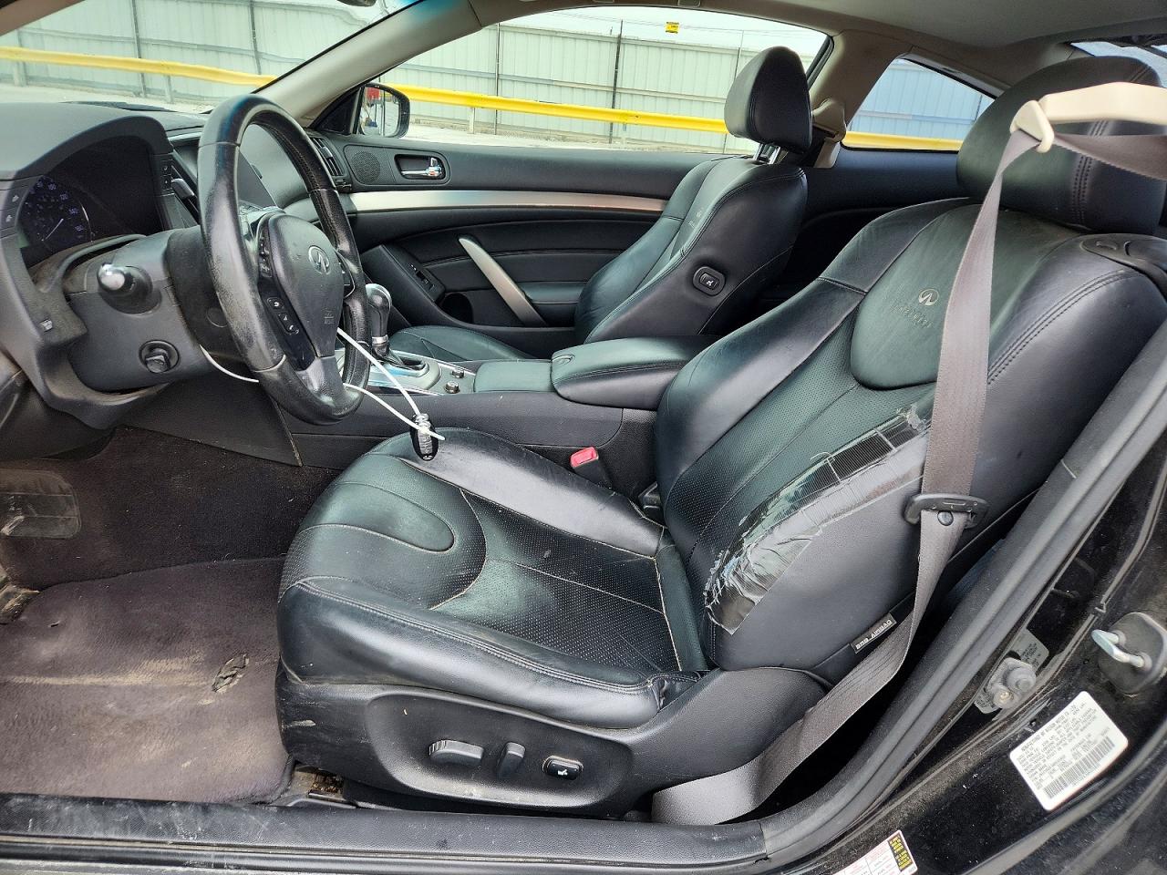 2010 INFINITI G37 COUPE photo 13