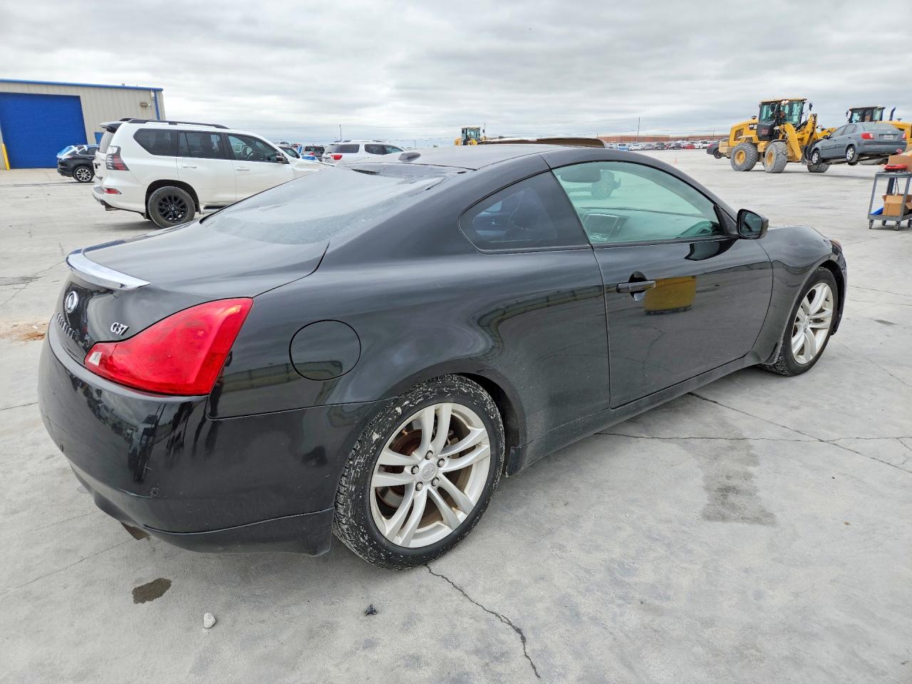 2010 INFINITI G37 COUPE photo 5