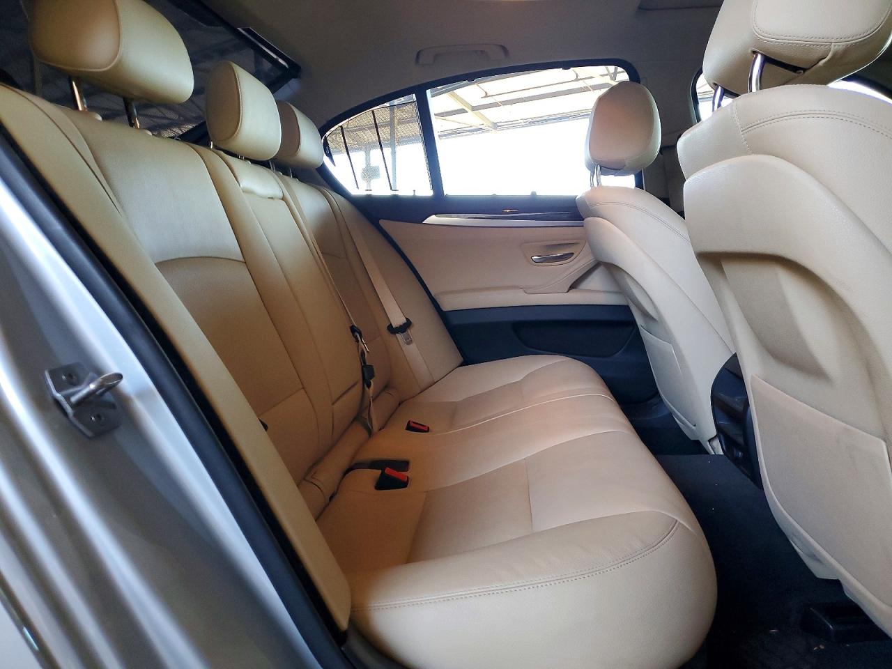 2016 BMW 528 I photo 19