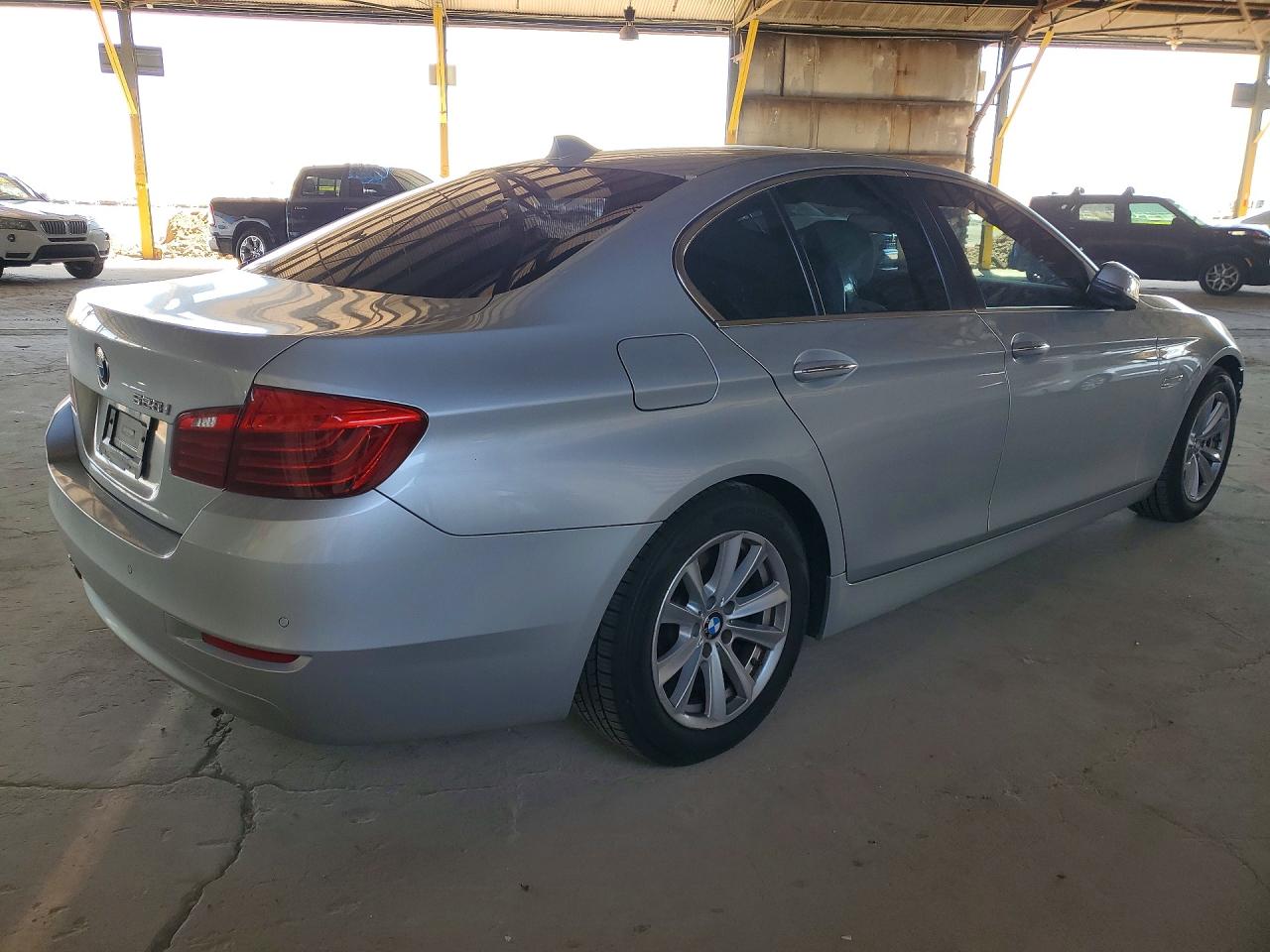 2016 BMW 528 I photo 5
