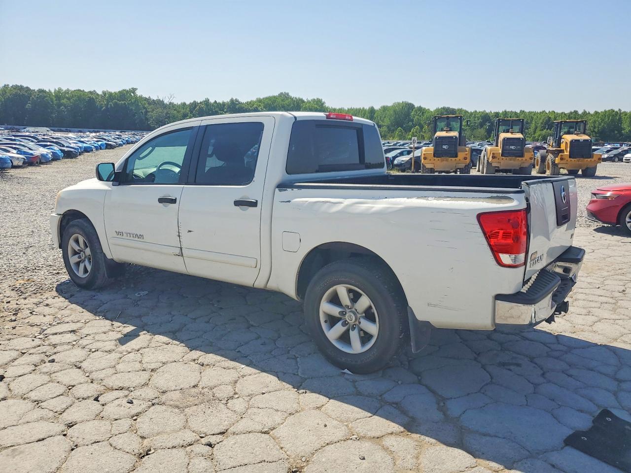 2011 NISSAN TITAN S photo 2