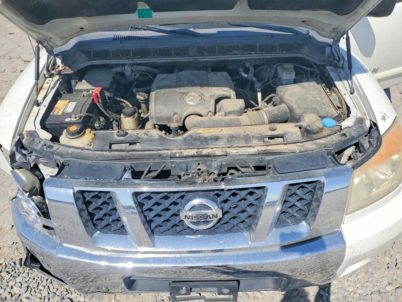 2011 NISSAN TITAN S photo 11