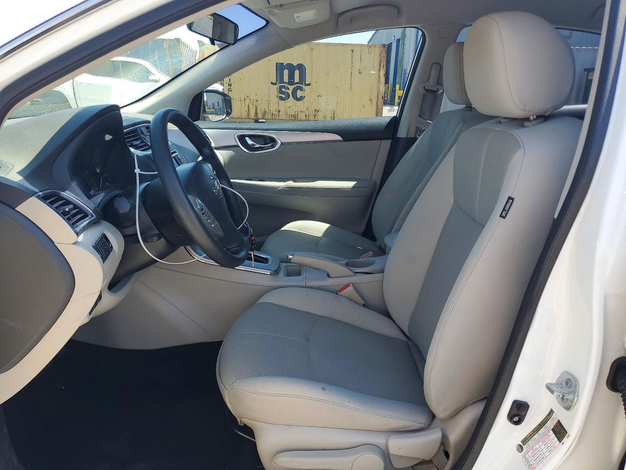 2015 NISSAN SENTRA S photo 13