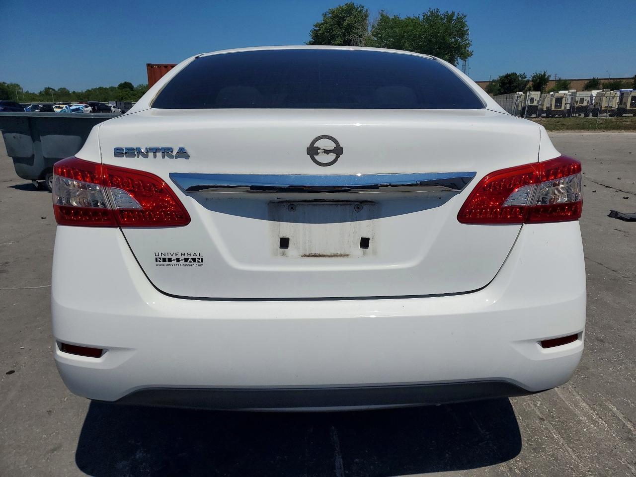 2015 NISSAN SENTRA S photo 11