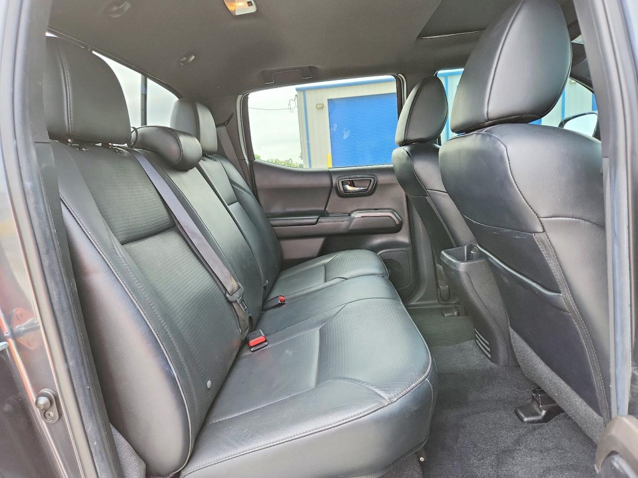 2022 TOYOTA TACOMA LIMITED photo 10