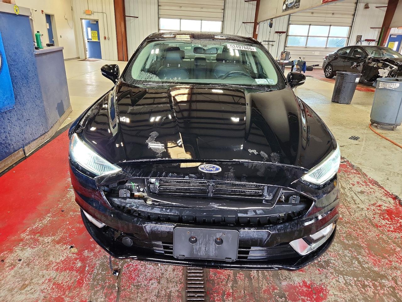 2017 FORD FUSION SE photo 9