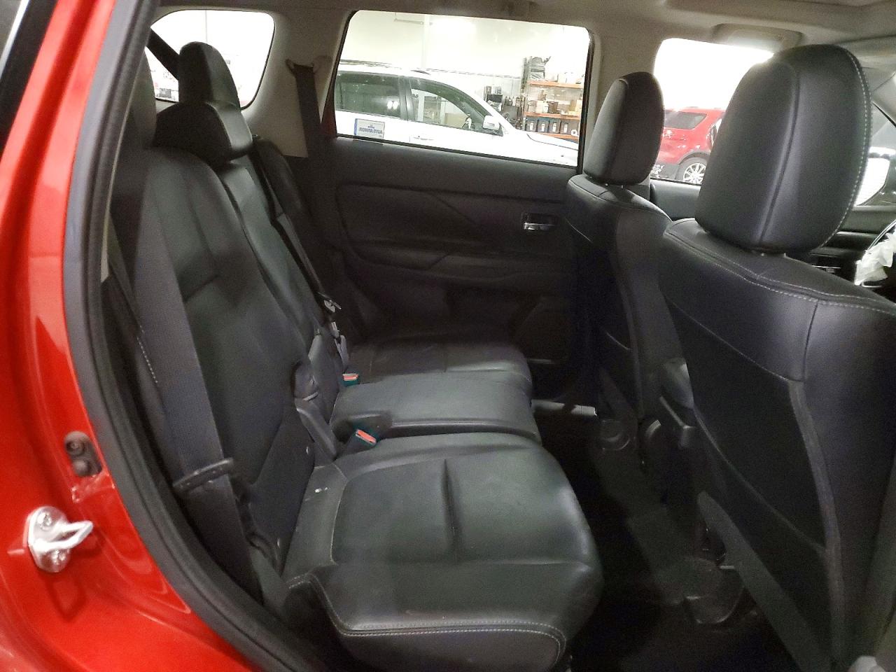 2018 MITSUBISHI OUTLANDER GT photo 11