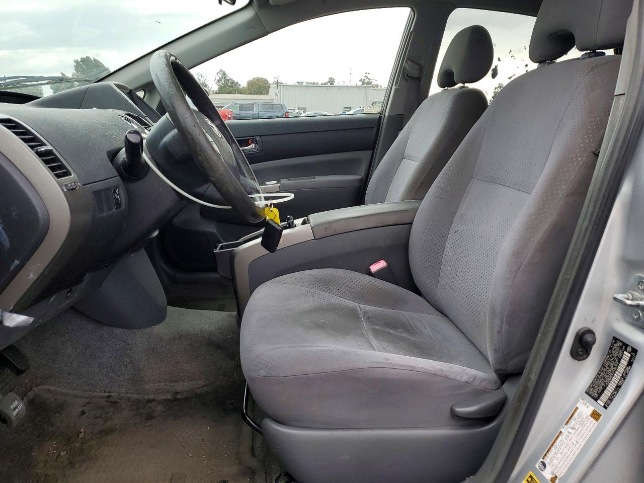 2007 TOYOTA PRIUS BASE photo 13