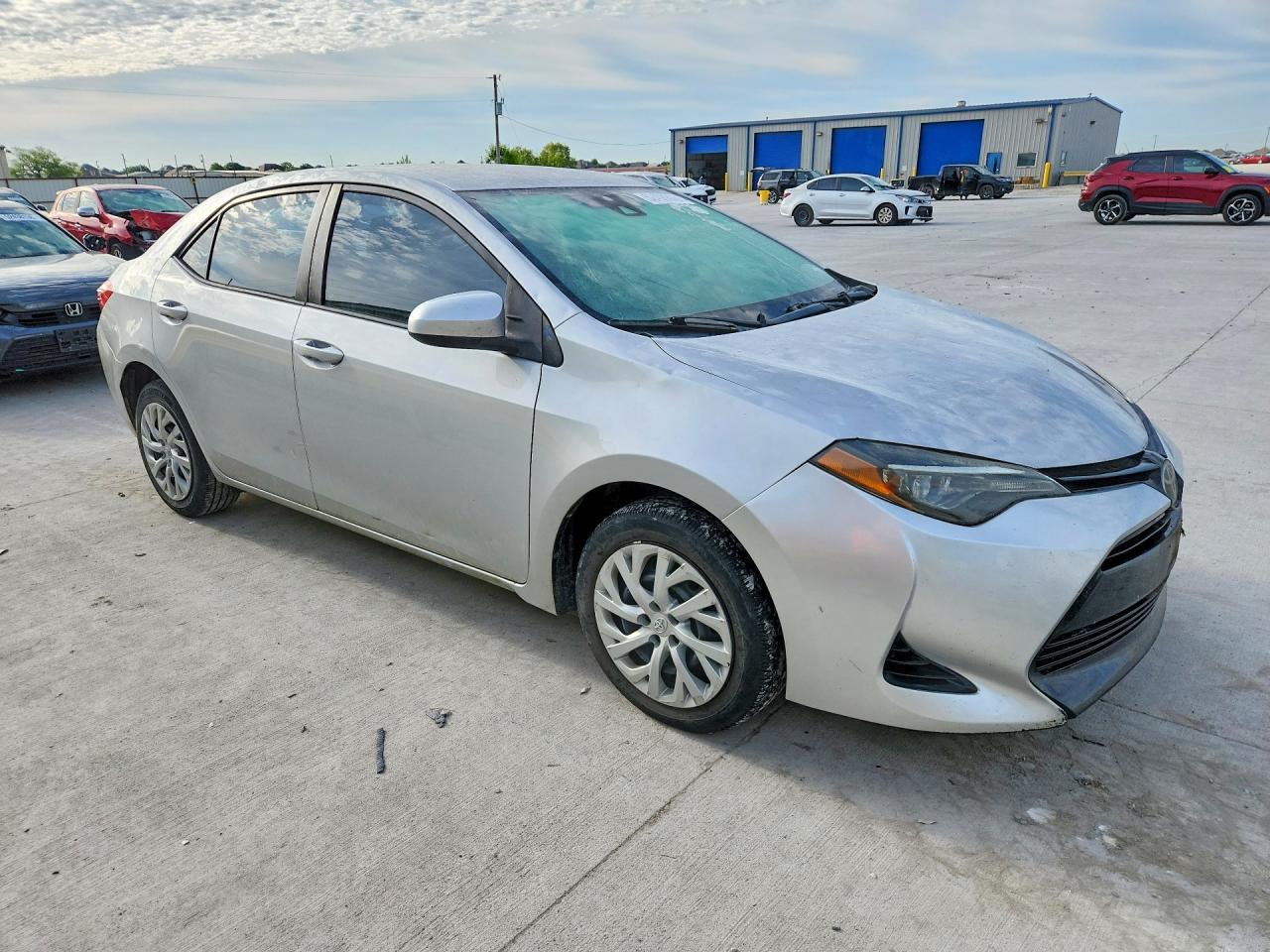 2017 TOYOTA COROLLA LE photo 7