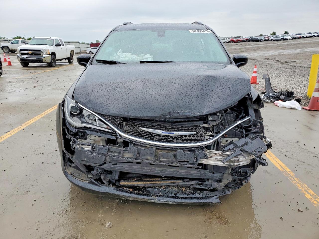 2019 CHRYSLER PACIFICA TOURING L photo 9