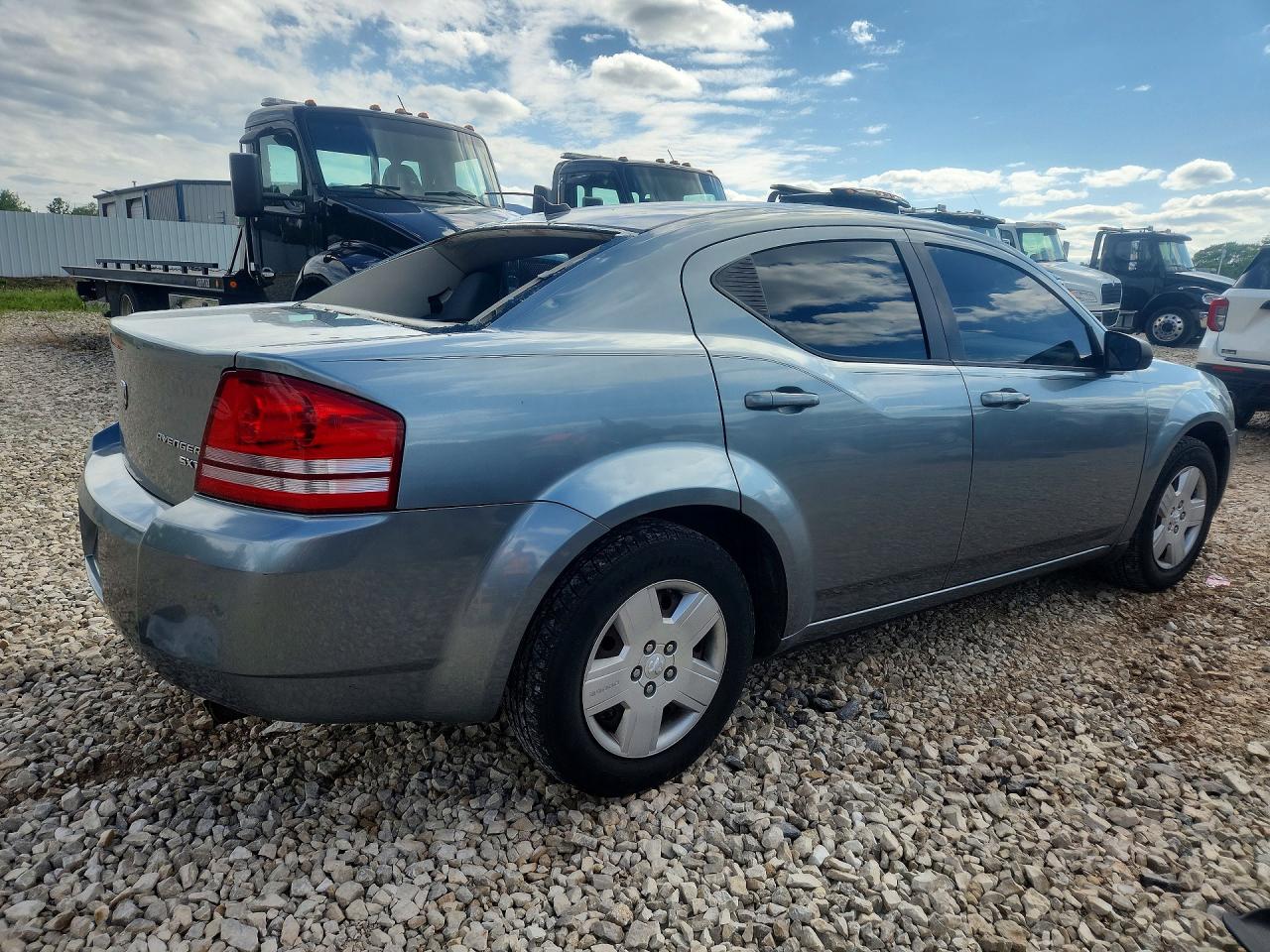 2010 DODGE AVENGER SXT photo 3