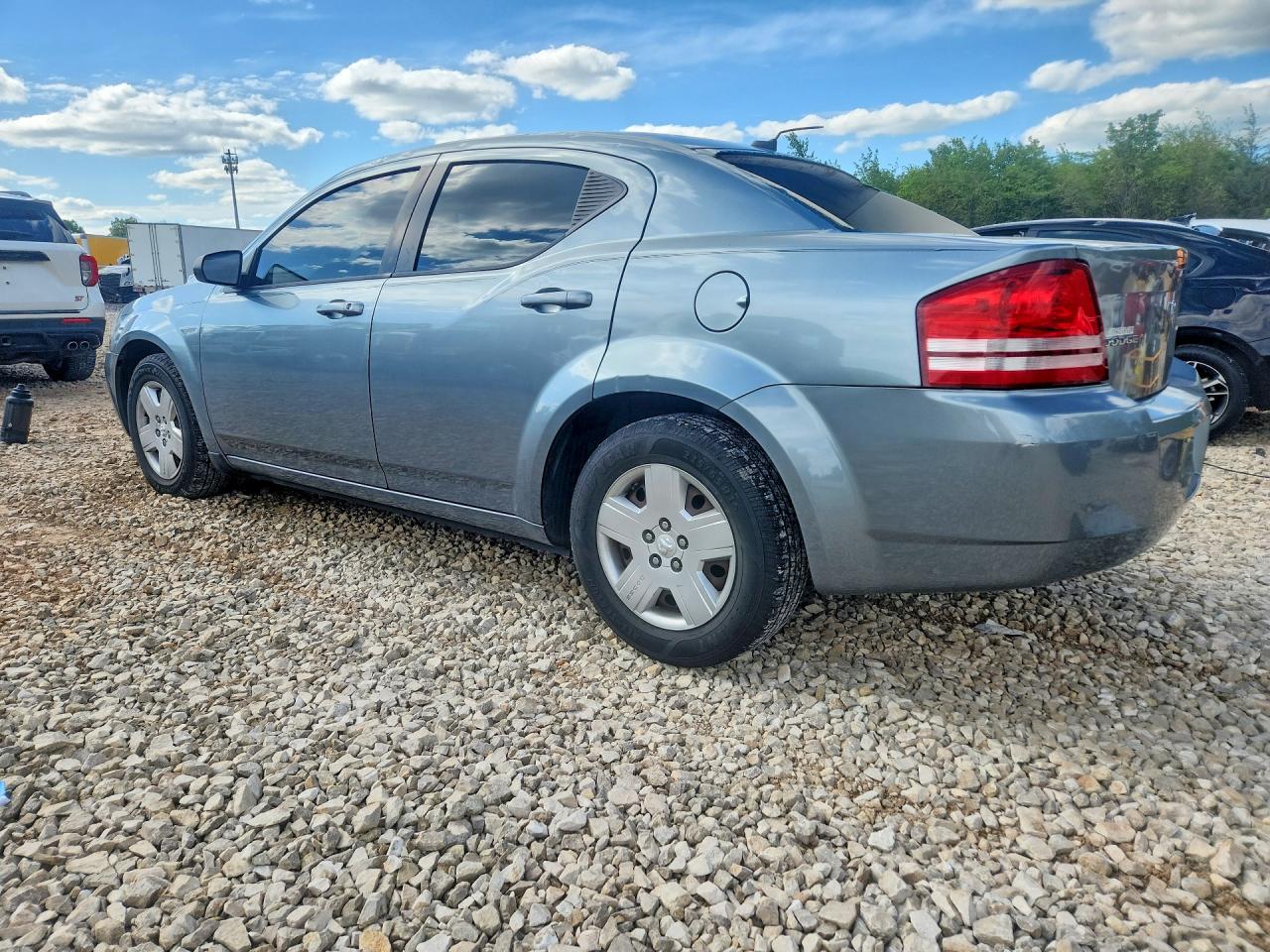 2010 DODGE AVENGER SXT photo 2