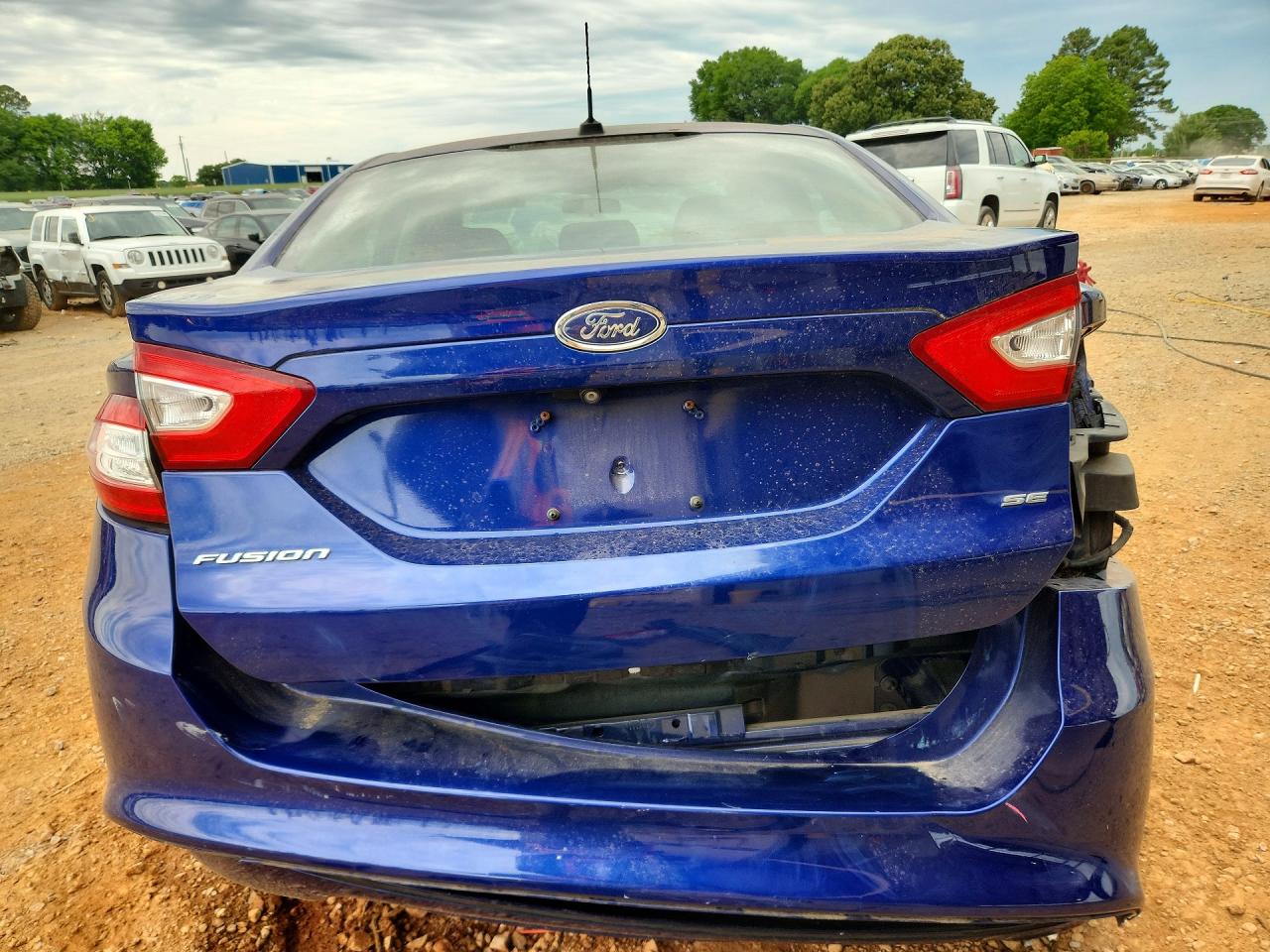 2015 FORD FUSION SE photo 11