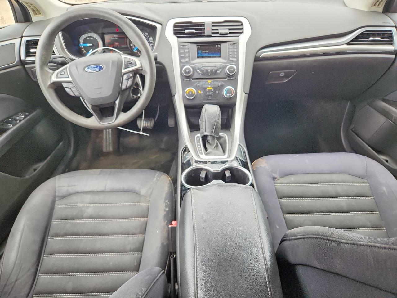 2015 FORD FUSION SE photo 15