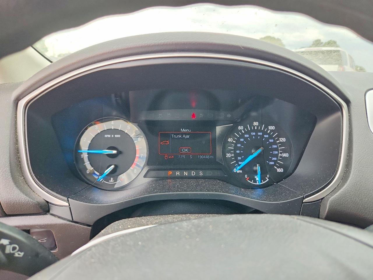 2015 FORD FUSION SE photo 17