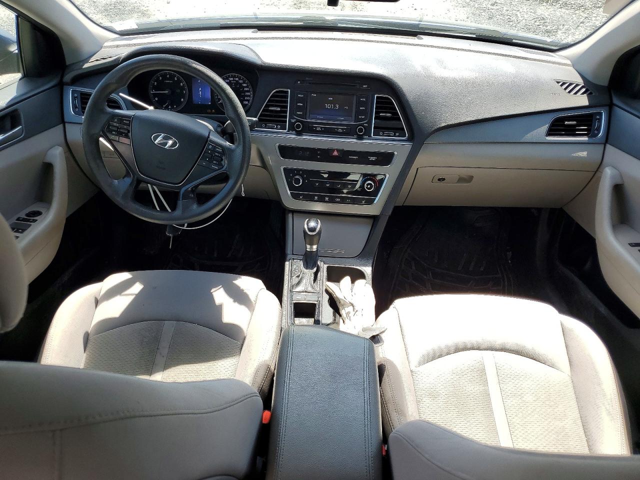2015 HYUNDAI SONATA SE photo 15