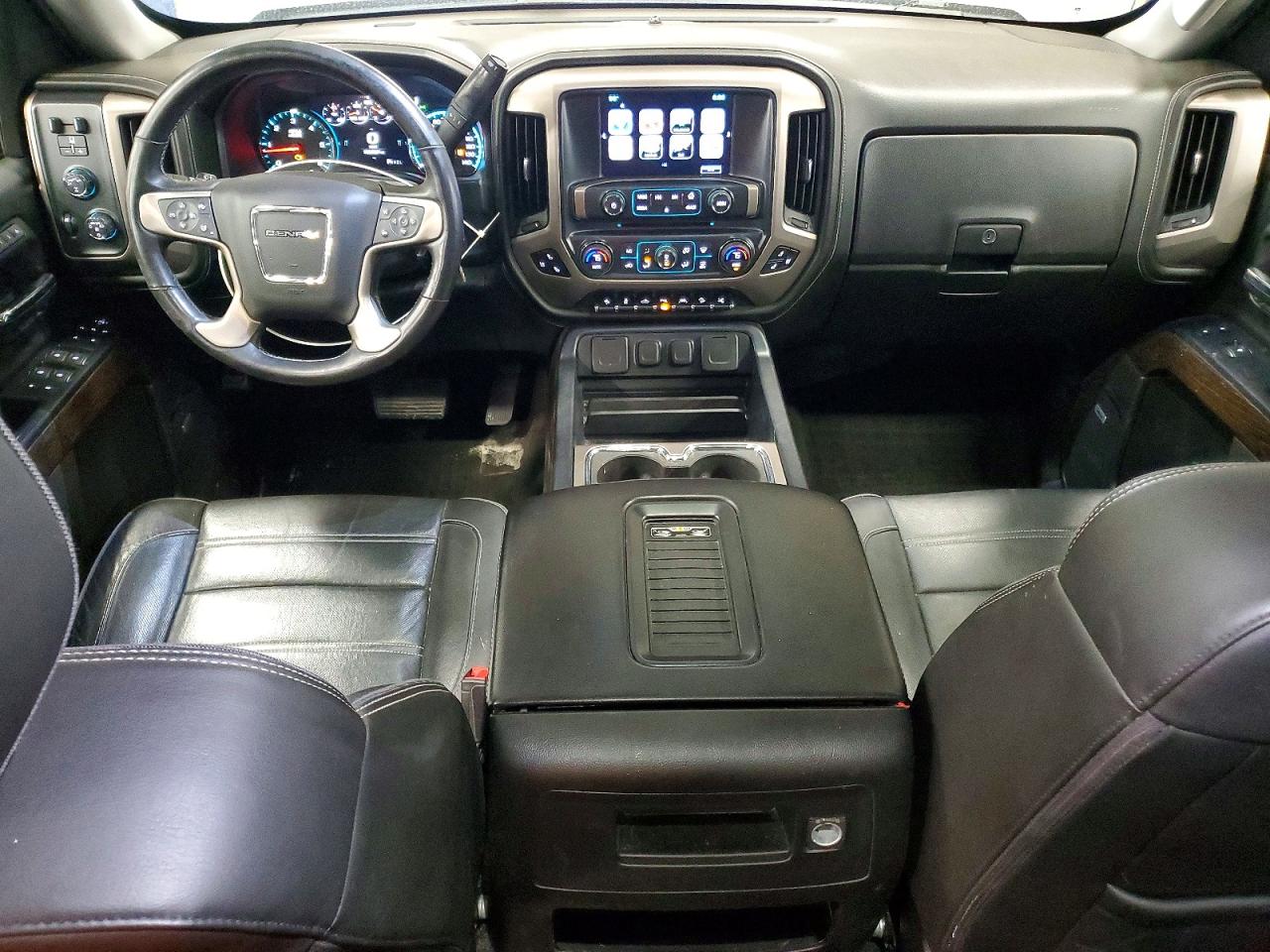 2017 GMC SIERRA K1500 DENALI photo 15
