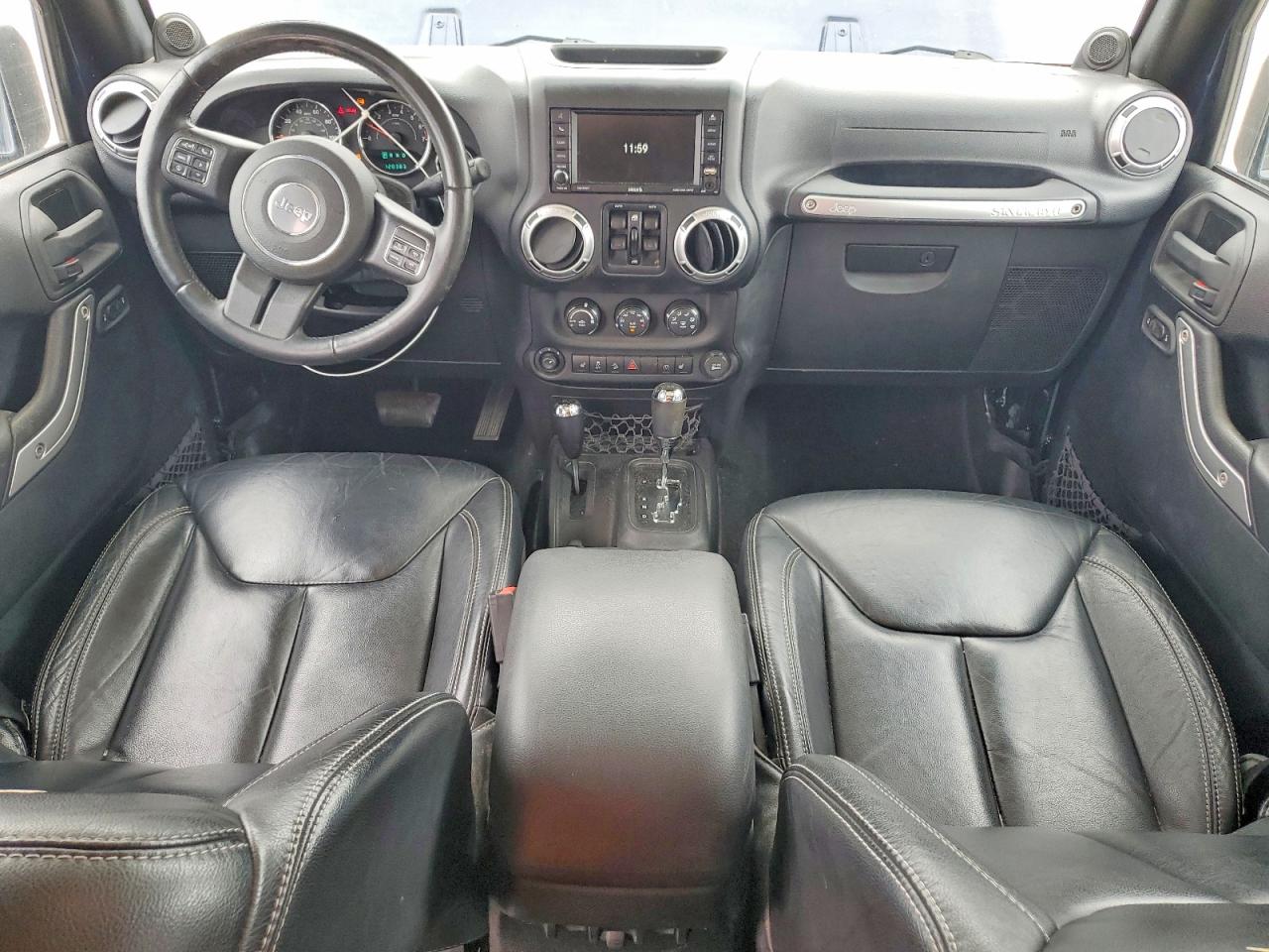 2013 JEEP WRANGLER UNLIMITED SAHARA photo 15
