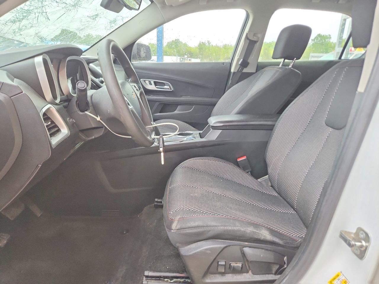 2017 CHEVROLET EQUINOX LS photo 19