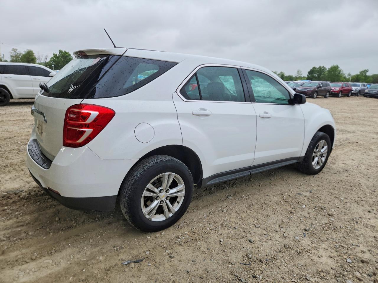2017 CHEVROLET EQUINOX LS photo 7