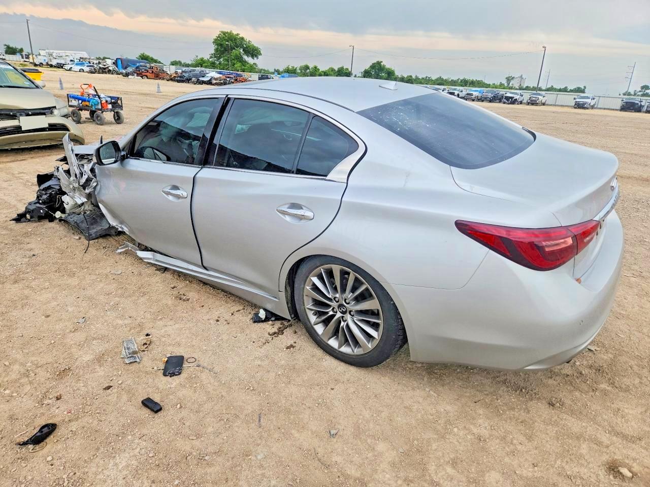 2018 INFINITI Q50 3.0T LUXE photo 4