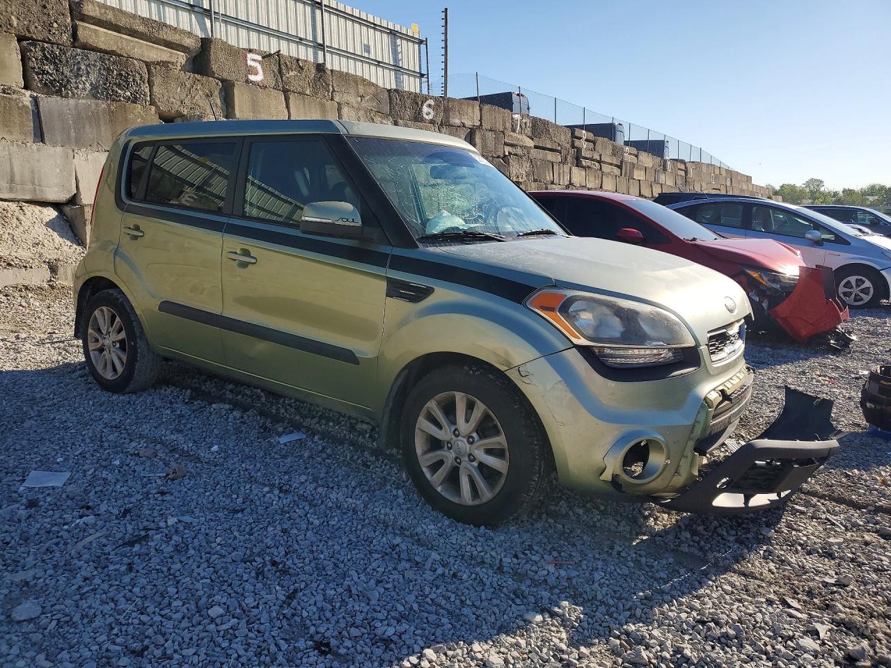 2013 KIA SOUL + photo 7