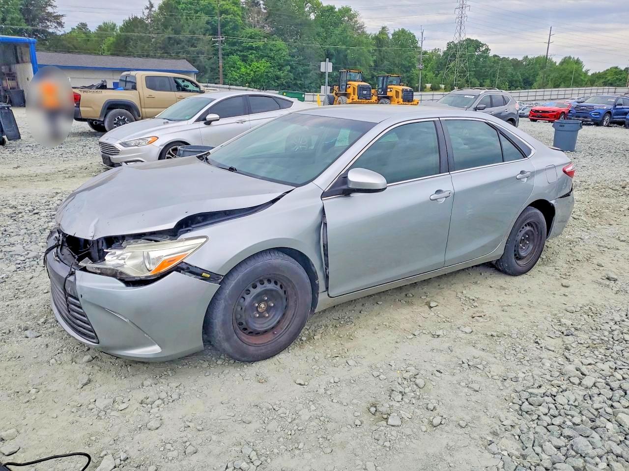 2015 TOYOTA CAMRY