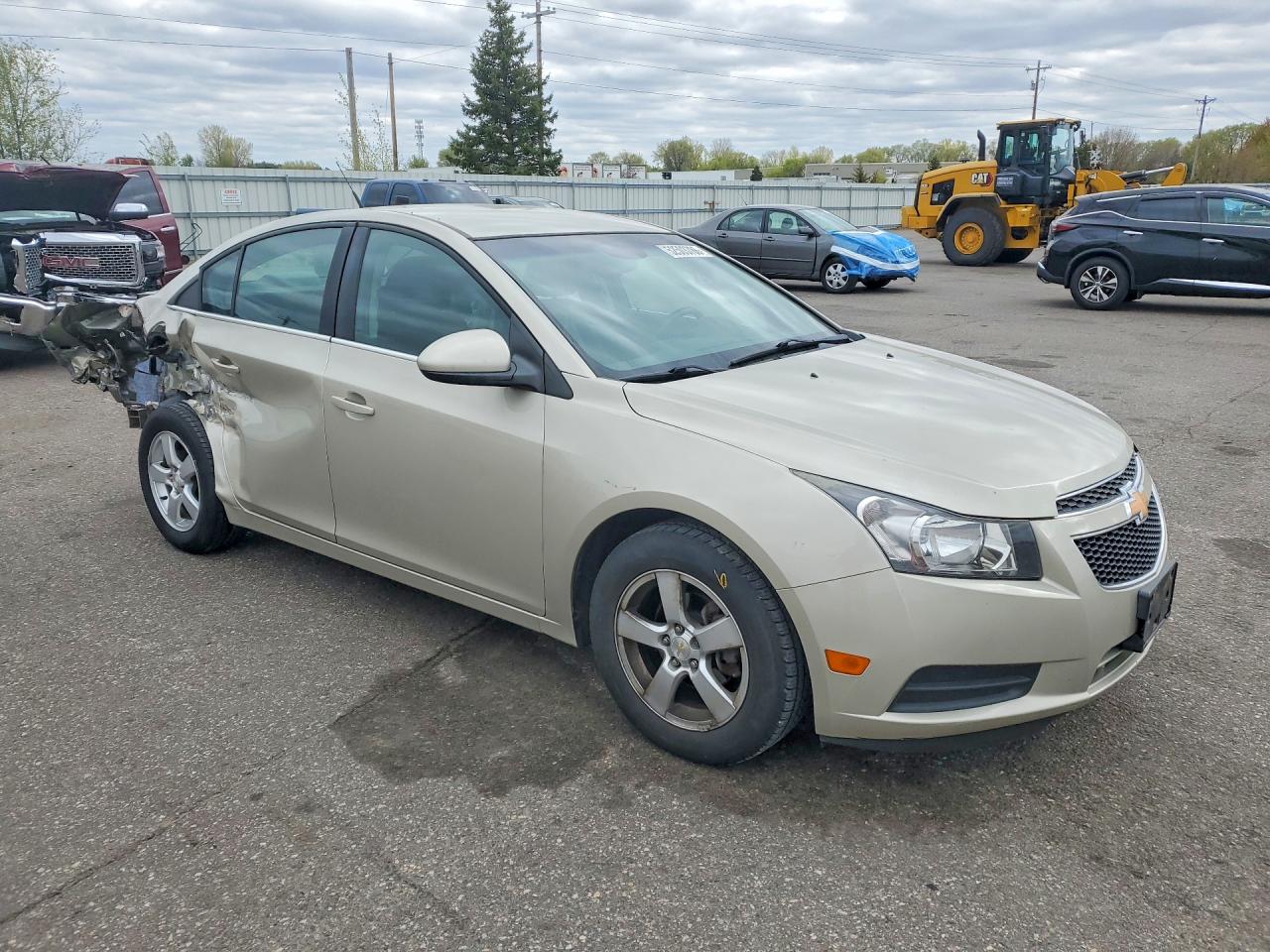 2014 CHEVROLET CRUZE LT photo 4
