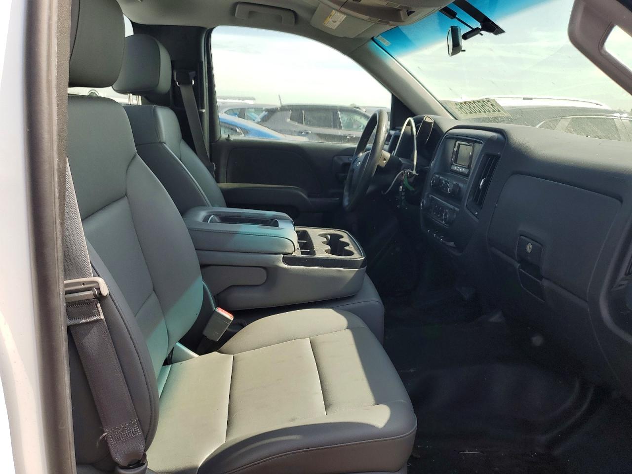 2015 CHEVROLET SILVERADO C1500 photo 10