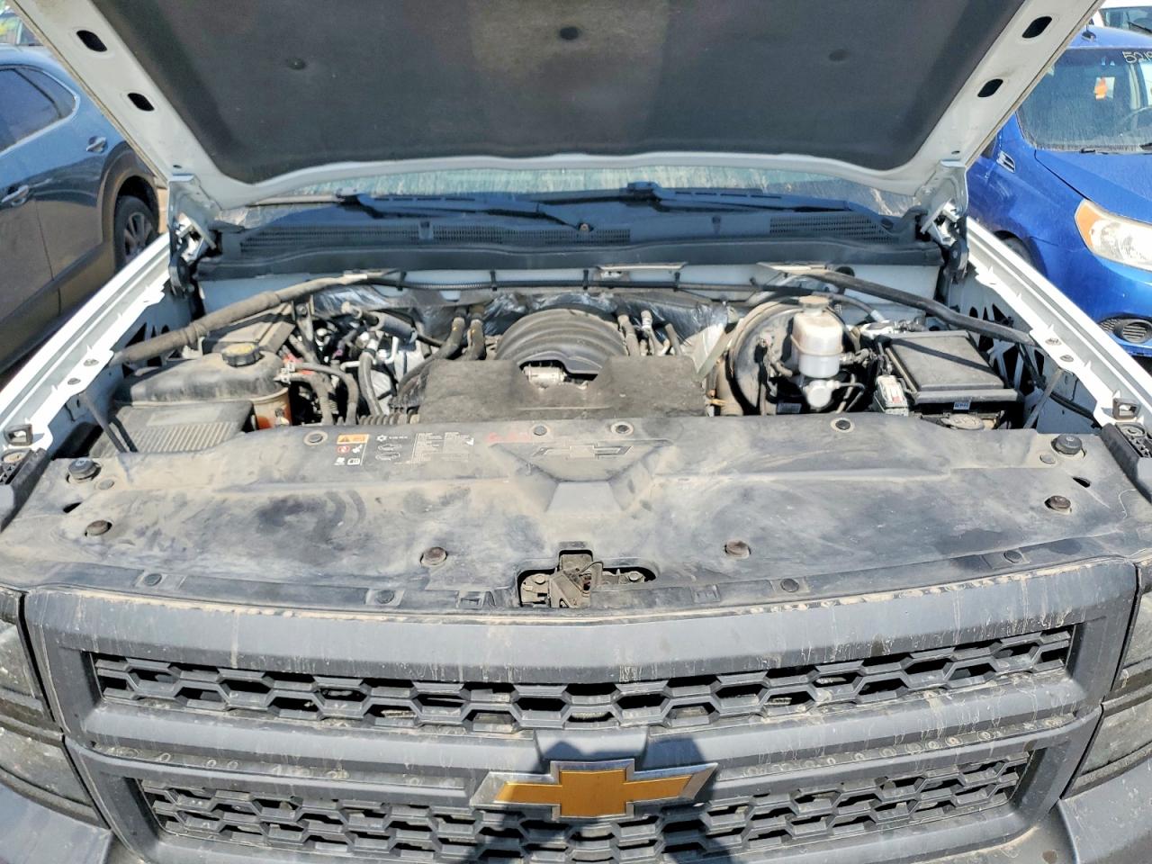 2015 CHEVROLET SILVERADO C1500 photo 11