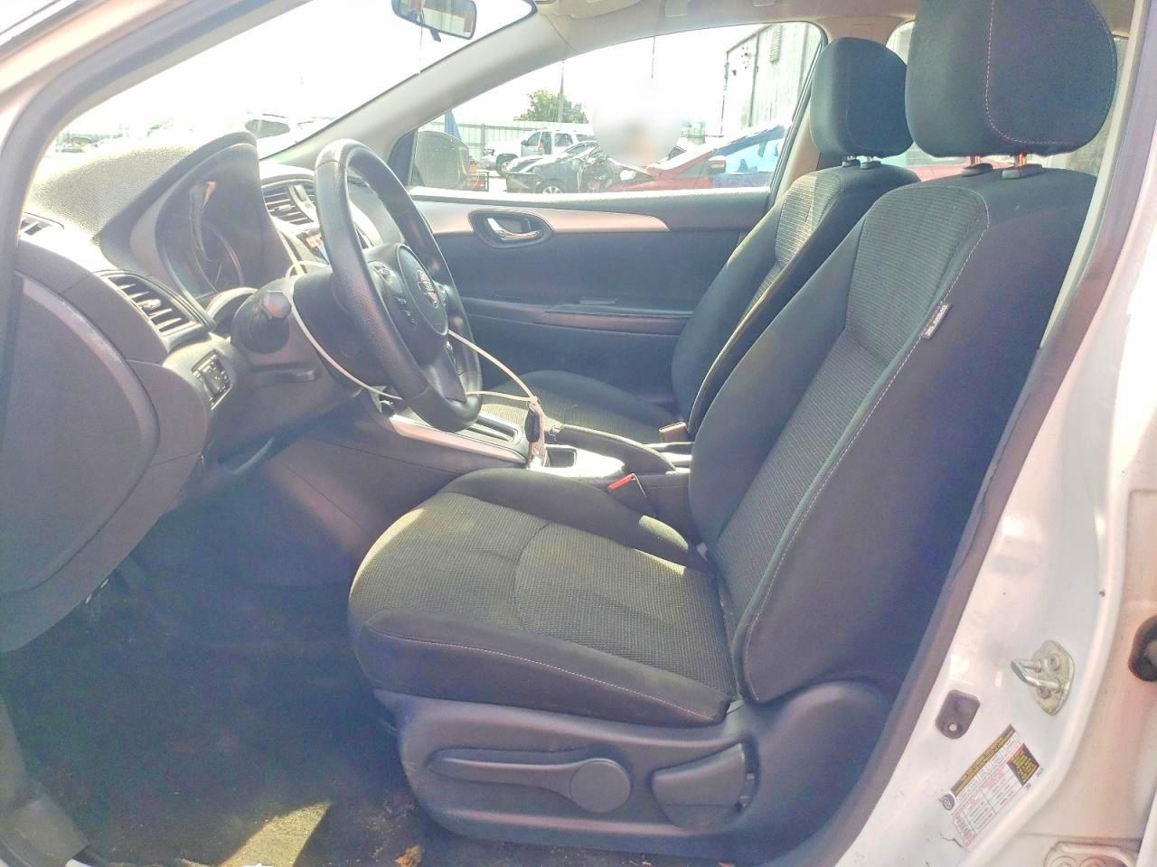 2019 NISSAN SENTRA S photo 19