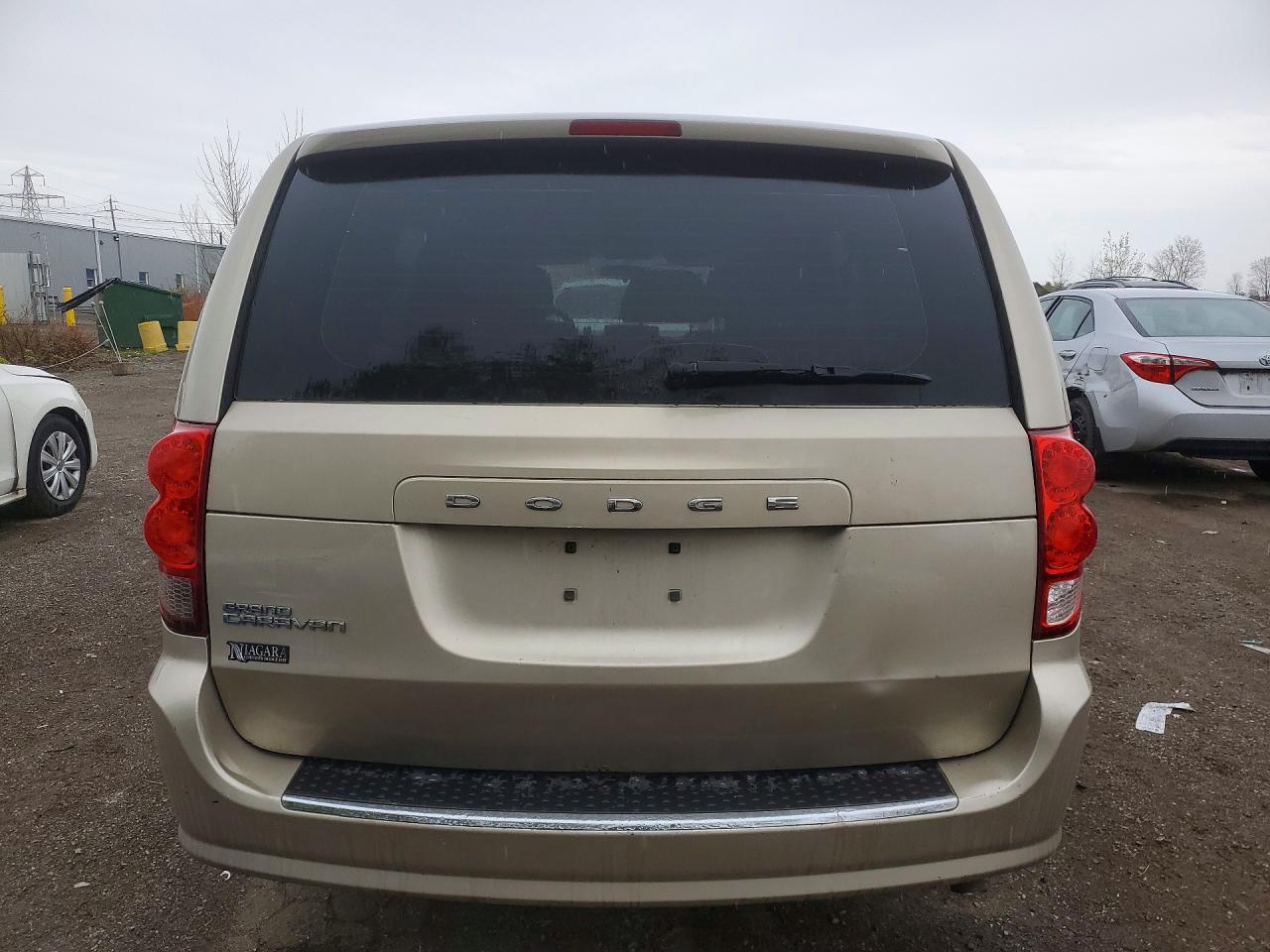 2012 DODGE GRAND CARAVAN SE photo 16