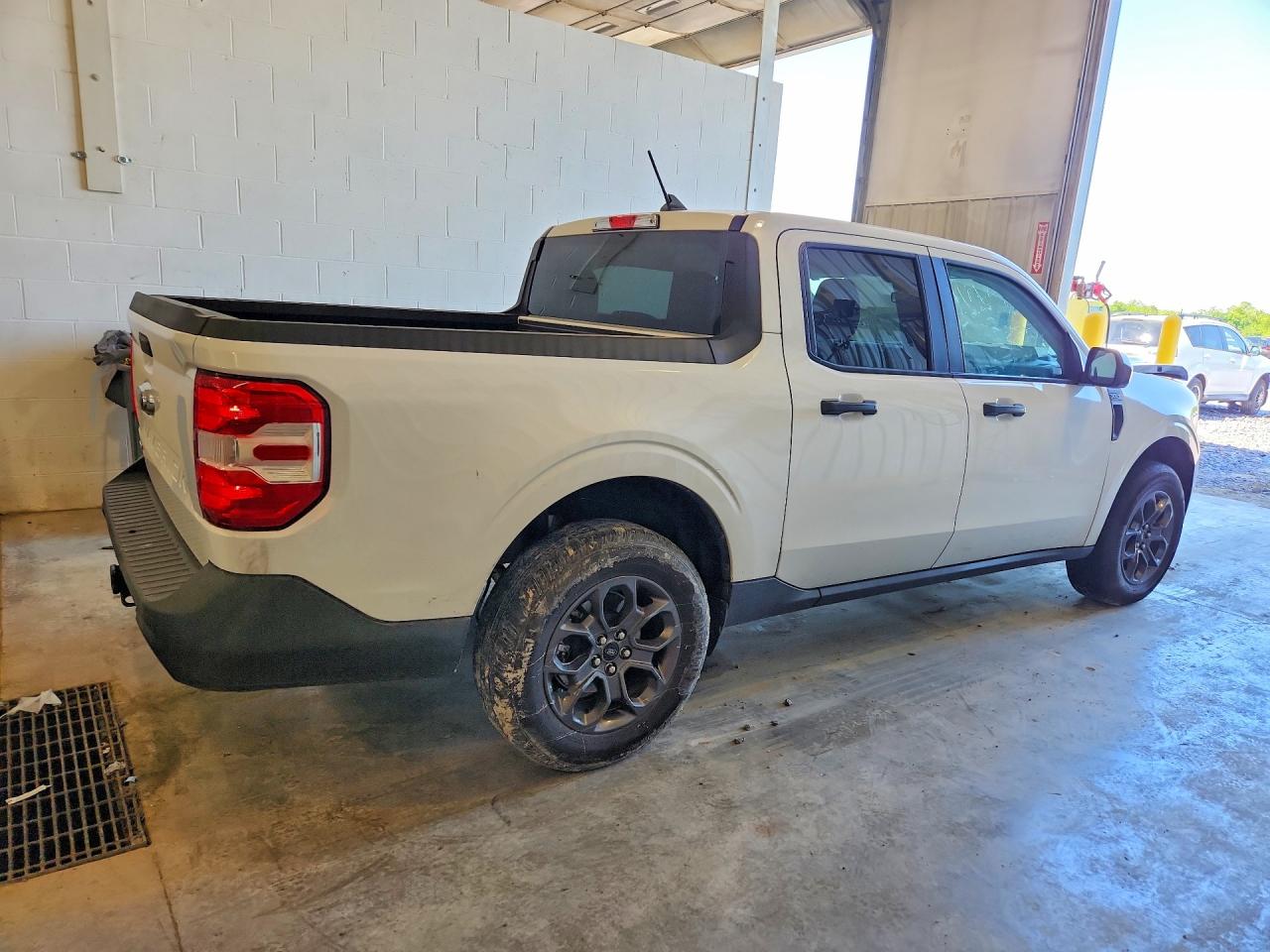 2024 FORD MAVERICK XLT photo 3