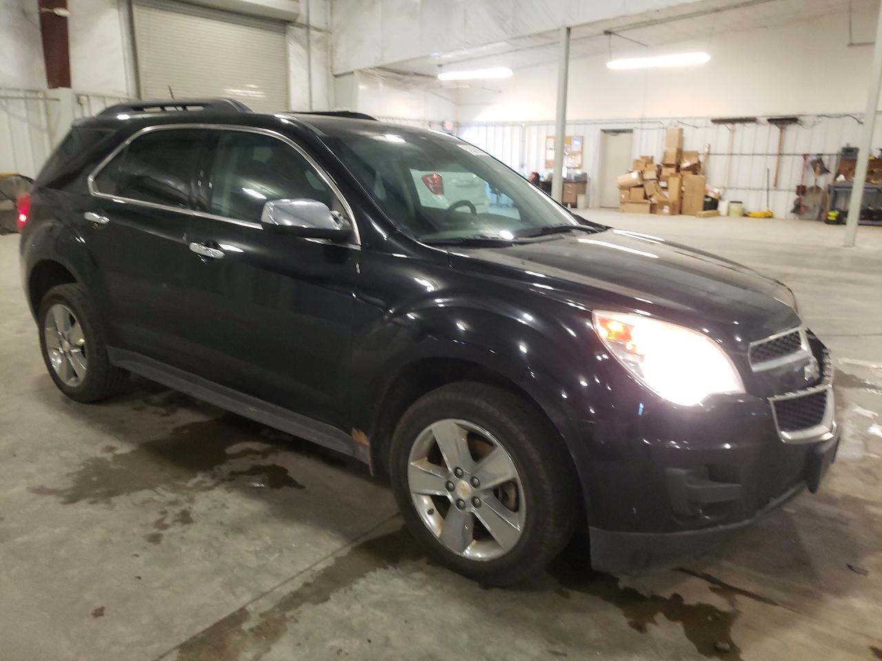 2015 CHEVROLET EQUINOX LT photo 4