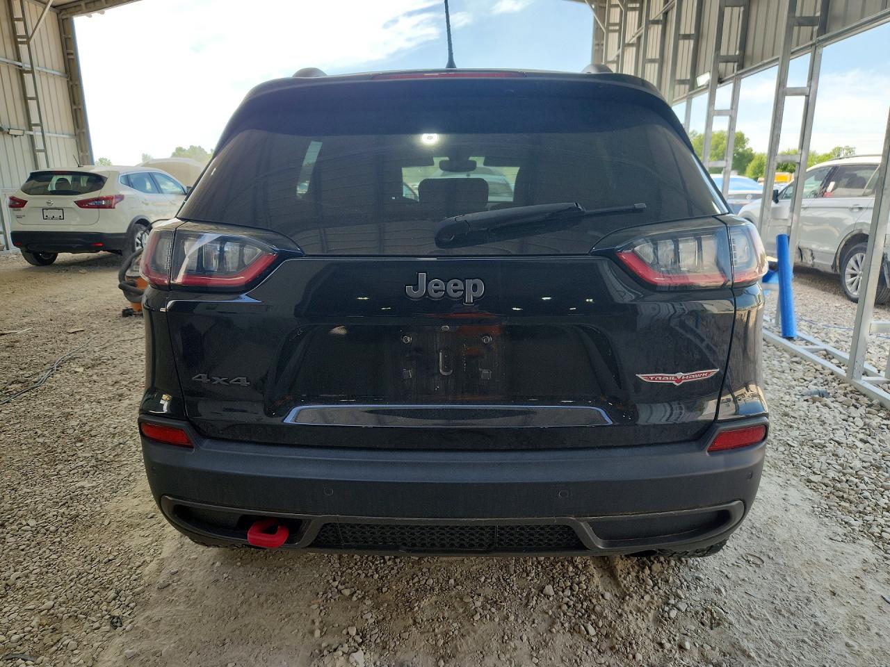 2019 JEEP CHEROKEE TRAILHAWK photo 6
