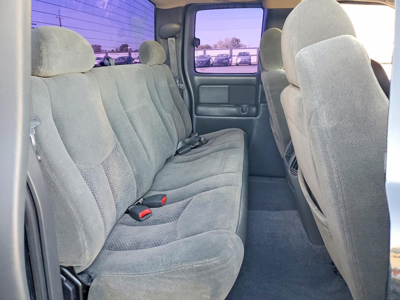 2004 CHEVROLET SILVERADO C1500 photo 19