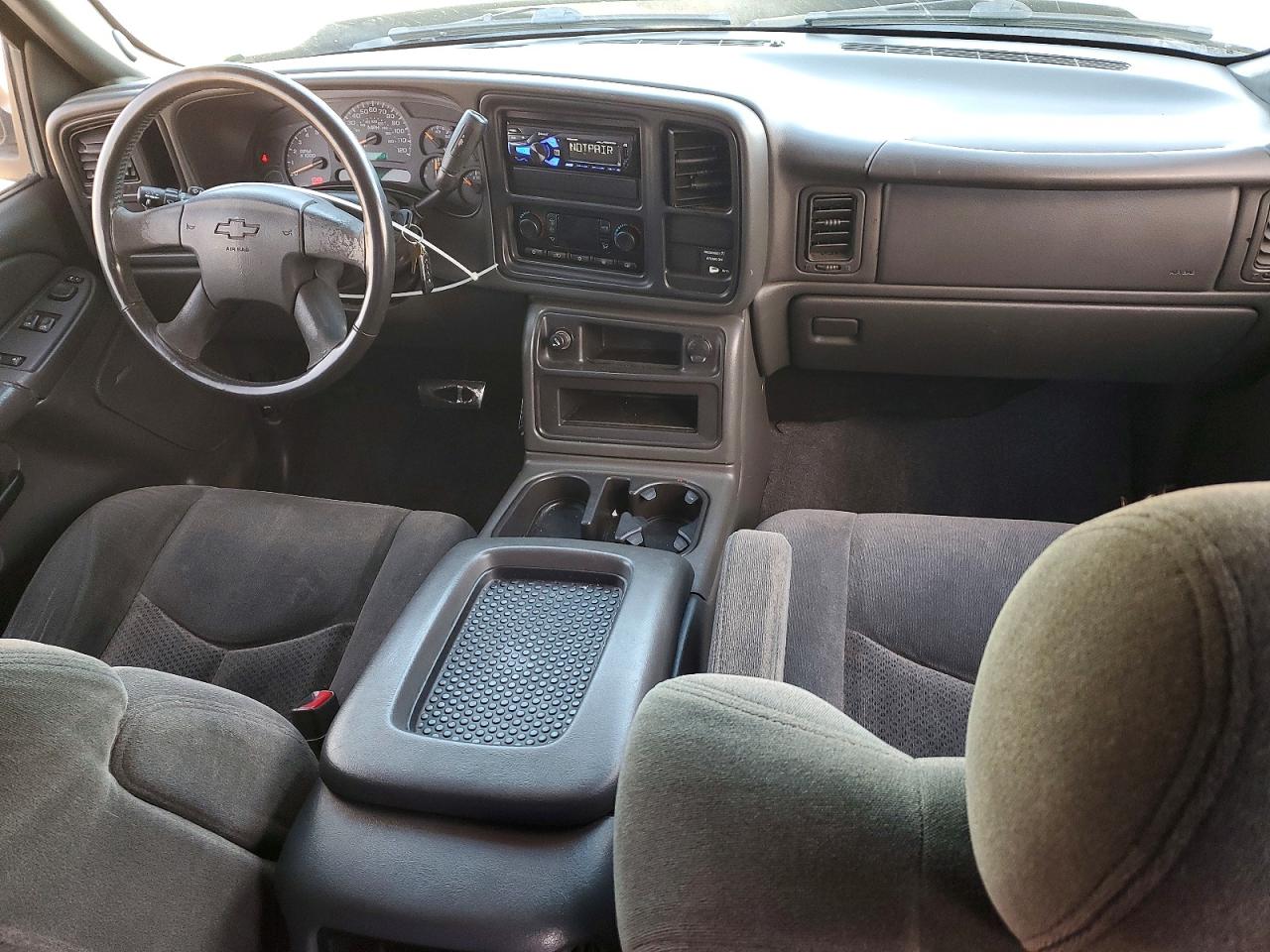 2004 CHEVROLET SILVERADO C1500 photo 15