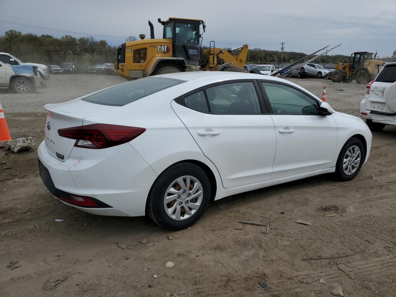 2019 HYUNDAI ELANTRA SE photo 7