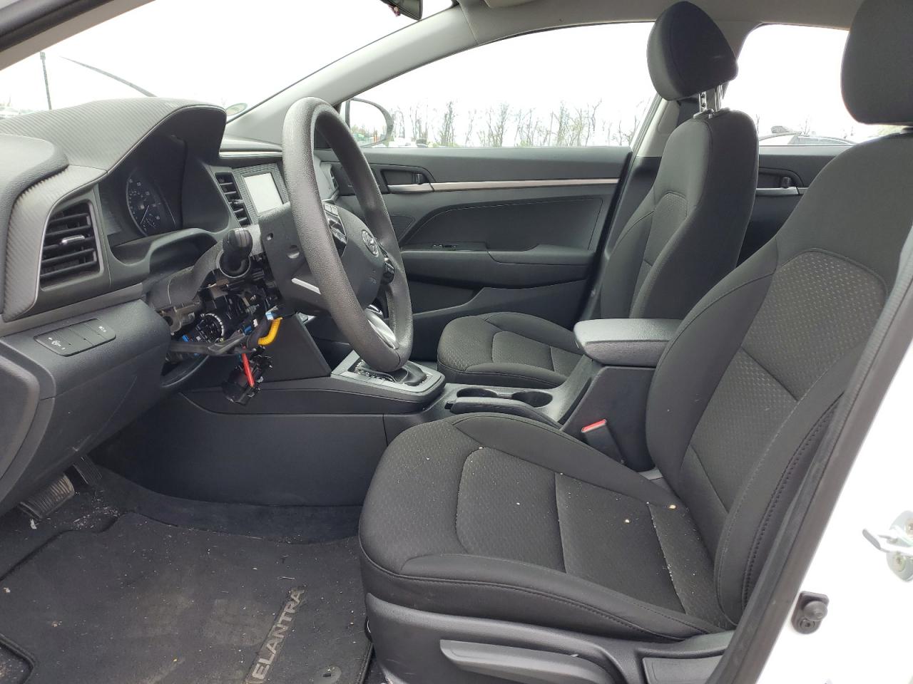 2019 HYUNDAI ELANTRA SE photo 19